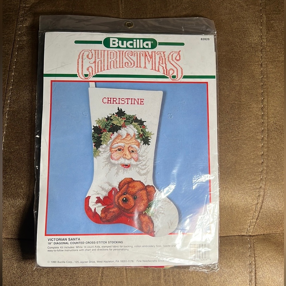 Bucilia Victorian Santa Counted Cross-Stitch Stocking kit vintage